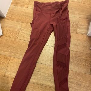 LULULEMON CRANBERRY SZ 2 leggings with mesh sides
